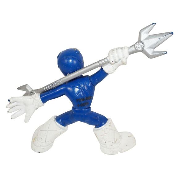 Mighty Morphin Blue Power Ranger - 2.5" Mini Battle Ready PVC Toy Figure 2009 - Picture 3 of 8
